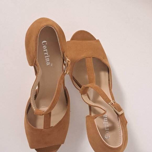 Corrina Tan Suede Platform Wooden Heel Size Misses 9 - Picture 8 of 10